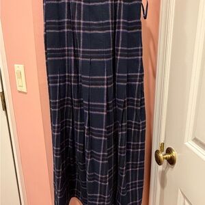 Plaid midi skirt XS brand new Beige